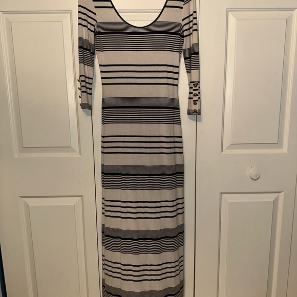 Jealous Tomato 3/4 length sleeve, blue and white horizontal stripe - Picture 3 of 6